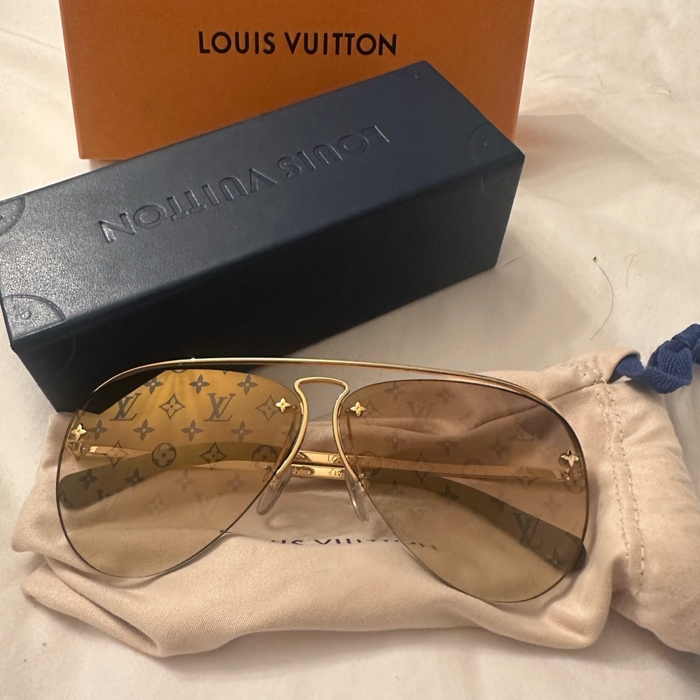 LOUIS VUITTON GREASE SUNGLASSES